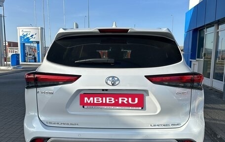 Toyota Highlander, 2025 год, 4 900 000 рублей, 2 фотография