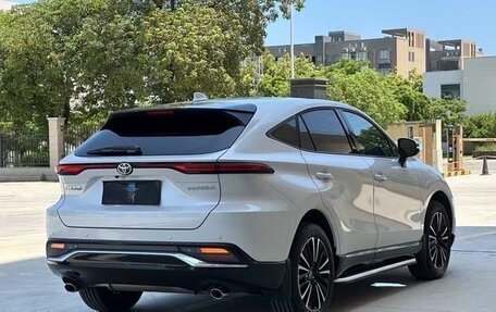 Toyota Venza, 2022 год, 2 890 000 рублей, 5 фотография