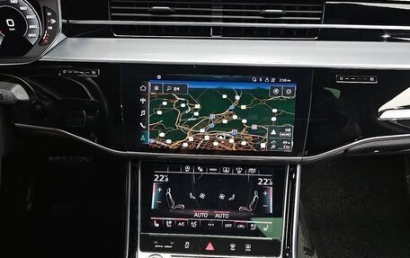 Audi A8, 2021 год, 6 040 000 рублей, 10 фотография