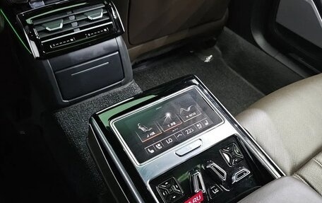 Audi A8, 2021 год, 6 040 000 рублей, 14 фотография