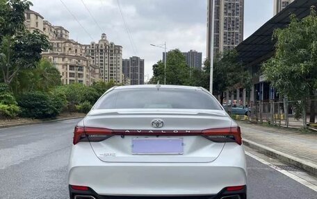 Toyota Avalon, 2023 год, 3 100 000 рублей, 3 фотография