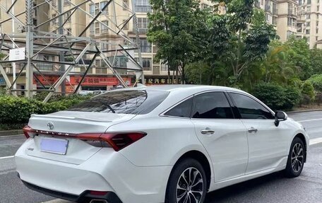 Toyota Avalon, 2023 год, 3 100 000 рублей, 4 фотография