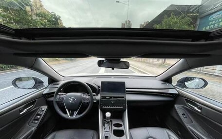 Toyota Avalon, 2023 год, 3 100 000 рублей, 7 фотография