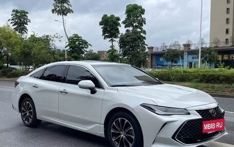 Toyota Avalon, 2023 год, 3 100 000 рублей, 5 фотография