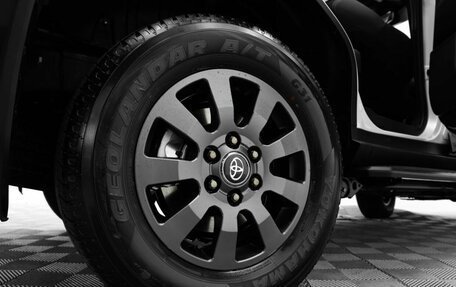 Toyota Land Cruiser Prado, 2024 год, 8 890 000 рублей, 18 фотография