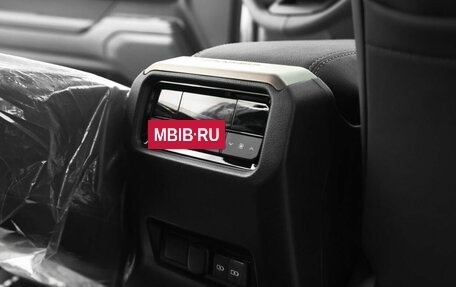 Toyota Land Cruiser Prado, 2024 год, 8 890 000 рублей, 16 фотография