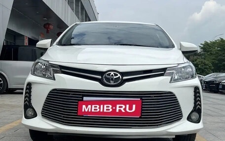 Toyota Vios III, 2022 год, 1 100 000 рублей, 2 фотография