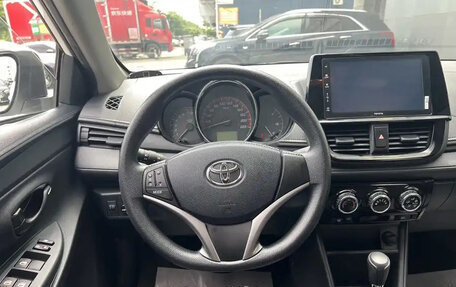 Toyota Vios III, 2022 год, 1 100 000 рублей, 12 фотография