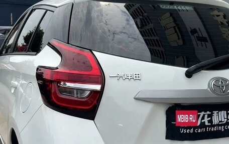 Toyota Vios III, 2022 год, 1 100 000 рублей, 9 фотография