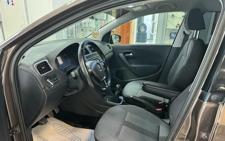 Volkswagen Polo VI (EU Market), 2017 год, 649 000 рублей, 15 фотография