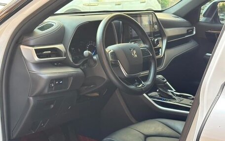 Toyota Highlander, 2022 год, 3 718 334 рублей, 9 фотография