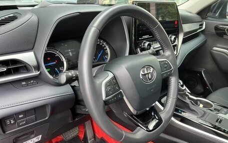 Toyota Highlander, 2022 год, 3 177 334 рублей, 9 фотография