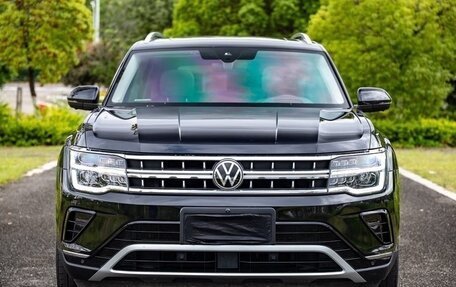 Volkswagen Teramont I, 2022 год, 3 200 000 рублей, 2 фотография