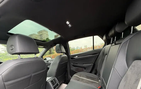 Volkswagen Golf VIII, 2022 год, 1 350 000 рублей, 18 фотография