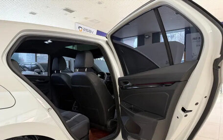 Volkswagen Golf VIII, 2022 год, 1 350 000 рублей, 10 фотография