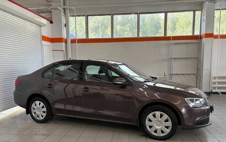 Volkswagen Jetta VI, 2014 год, 1 020 000 рублей, 4 фотография