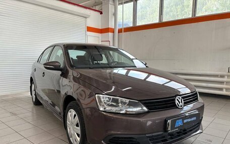 Volkswagen Jetta VI, 2014 год, 1 020 000 рублей, 3 фотография
