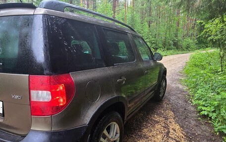 Skoda Yeti I рестайлинг, 2011 год, 1 000 000 рублей, 3 фотография