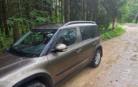 Skoda Yeti I рестайлинг, 2011 год, 1 000 000 рублей, 6 фотография