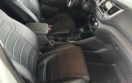 Hyundai Tucson III, 2017 год, 1 950 000 рублей, 7 фотография