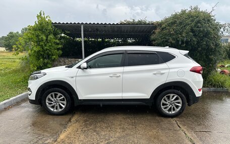 Hyundai Tucson III, 2017 год, 1 950 000 рублей, 2 фотография