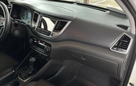 Hyundai Tucson III, 2017 год, 1 950 000 рублей, 13 фотография