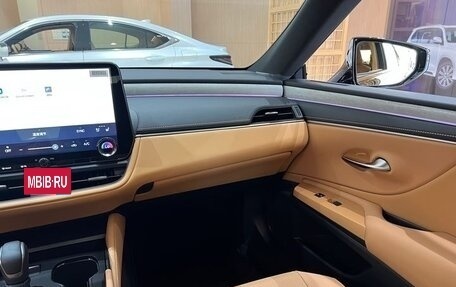 Lexus ES VII, 2025 год, 4 550 000 рублей, 16 фотография