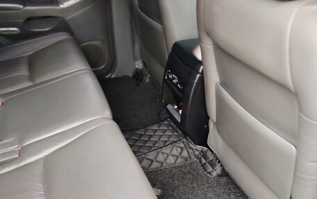 Toyota Land Cruiser Prado 120 рестайлинг, 2008 год, 3 333 333 рублей, 20 фотография