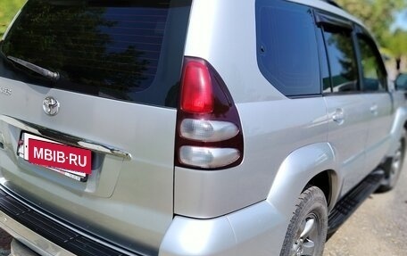 Toyota Land Cruiser Prado 120 рестайлинг, 2008 год, 3 333 333 рублей, 17 фотография