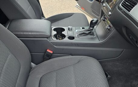 Volkswagen Touareg III, 2012 год, 1 900 000 рублей, 9 фотография