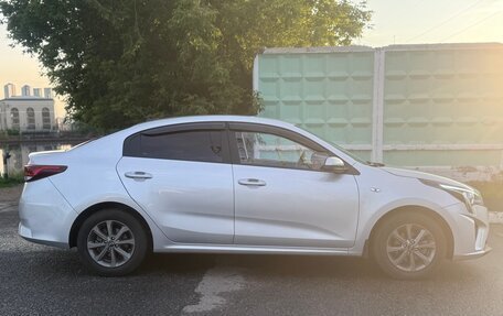 KIA Rio IV, 2021 год, 2 100 000 рублей, 6 фотография