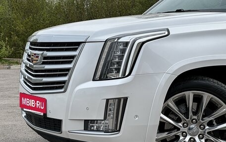 Cadillac Escalade IV, 2018 год, 5 870 000 рублей, 3 фотография