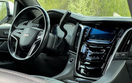 Cadillac Escalade IV, 2018 год, 5 870 000 рублей, 18 фотография