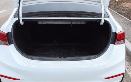 Hyundai Solaris II рестайлинг, 2017 год, 1 110 000 рублей, 4 фотография