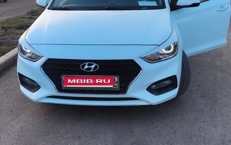 Hyundai Solaris II рестайлинг, 2017 год, 1 110 000 рублей, 8 фотография
