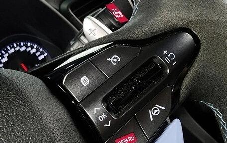 Hyundai Veloster II, 2021 год, 2 300 000 рублей, 16 фотография