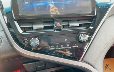 Toyota Camry, 2022 год, 2 350 000 рублей, 19 фотография