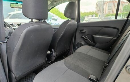 Renault Logan II, 2016 год, 530 000 рублей, 10 фотография