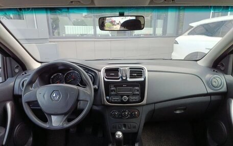 Renault Logan II, 2016 год, 530 000 рублей, 18 фотография