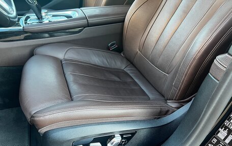 BMW 7 серия, 2017 год, 4 090 000 рублей, 14 фотография