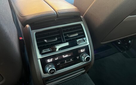 BMW 7 серия, 2017 год, 4 090 000 рублей, 22 фотография