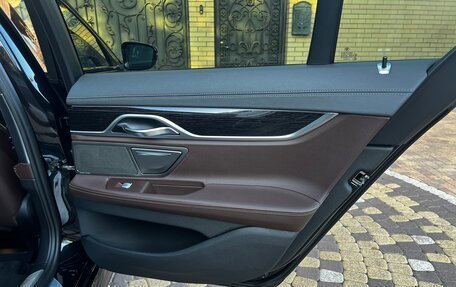 BMW 7 серия, 2017 год, 4 090 000 рублей, 25 фотография