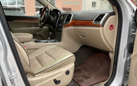 Jeep Grand Cherokee, 2012 год, 1 750 000 рублей, 10 фотография