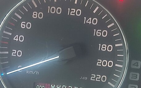 Toyota Land Cruiser 100 рестайлинг 2, 2006 год, 1 860 000 рублей, 5 фотография
