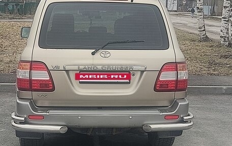 Toyota Land Cruiser 100 рестайлинг 2, 2006 год, 1 860 000 рублей, 9 фотография