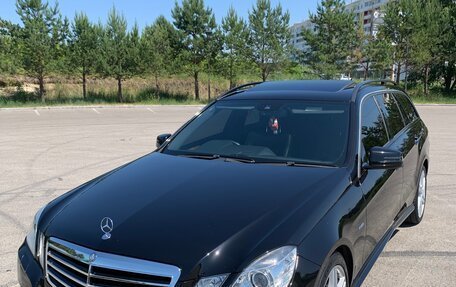 Mercedes-Benz E-Класс, 2010 год, 1 700 000 рублей, 2 фотография