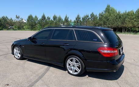 Mercedes-Benz E-Класс, 2010 год, 1 700 000 рублей, 30 фотография