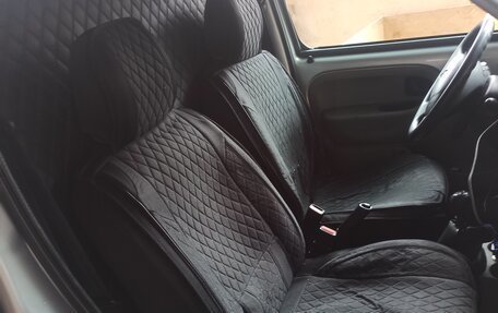 Renault Kangoo II рестайлинг, 2003 год, 480 000 рублей, 4 фотография