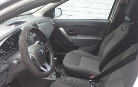 Renault Sandero II рестайлинг, 2019 год, 1 375 000 рублей, 6 фотография