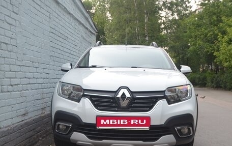 Renault Sandero II рестайлинг, 2019 год, 1 375 000 рублей, 7 фотография
